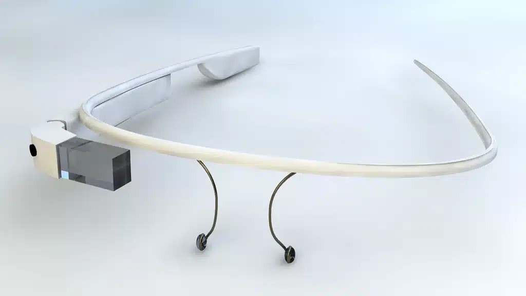 Dispositivo Google Glass, hace 10 años fue un experimento de Google innovando en el campo de la Realidad Aumentada.